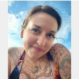 Meet your Posher, Kay